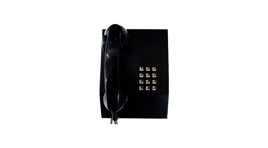 Telefone todo preto, no estilo orelhão com números para discagem em prateado.