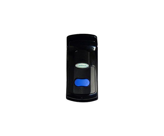 Intercomunicador preto com um único botão azul.